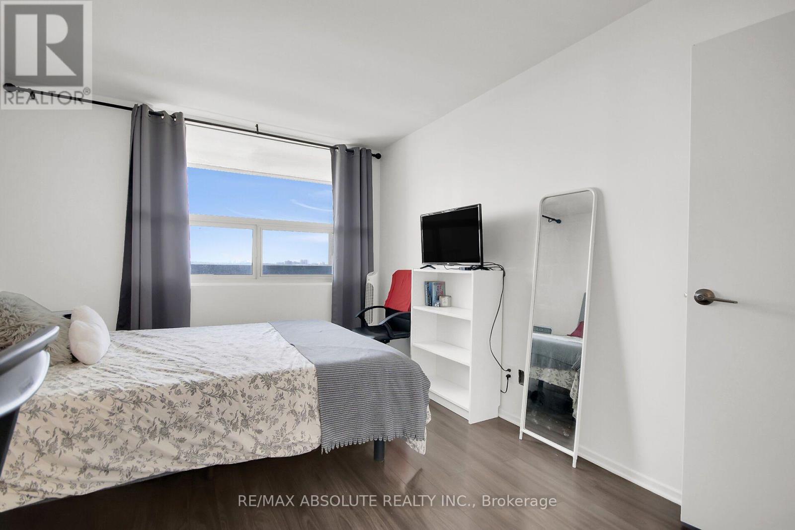 #1403 1380 PRINCE OF WALES DRIVE - 31