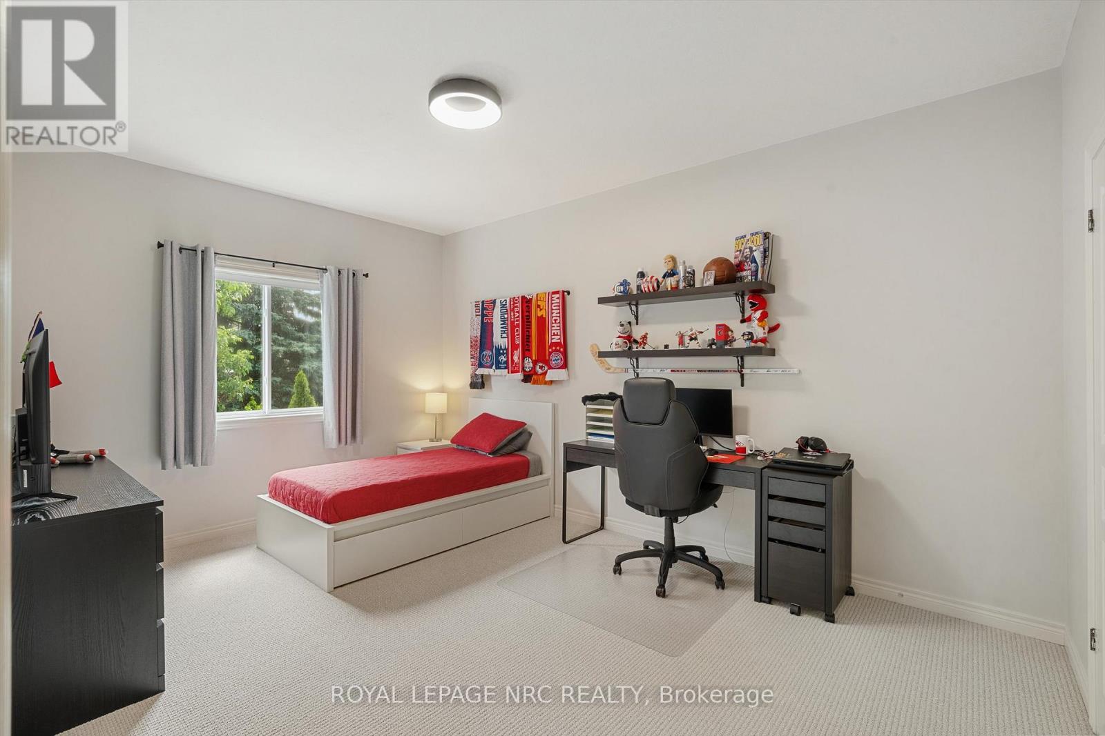 108 MICHAEL DRIVE - 17