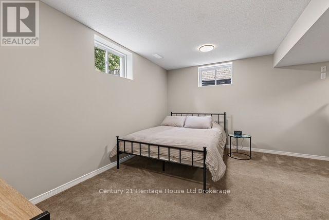 119 SOUTHVIEW COURT - Image 23