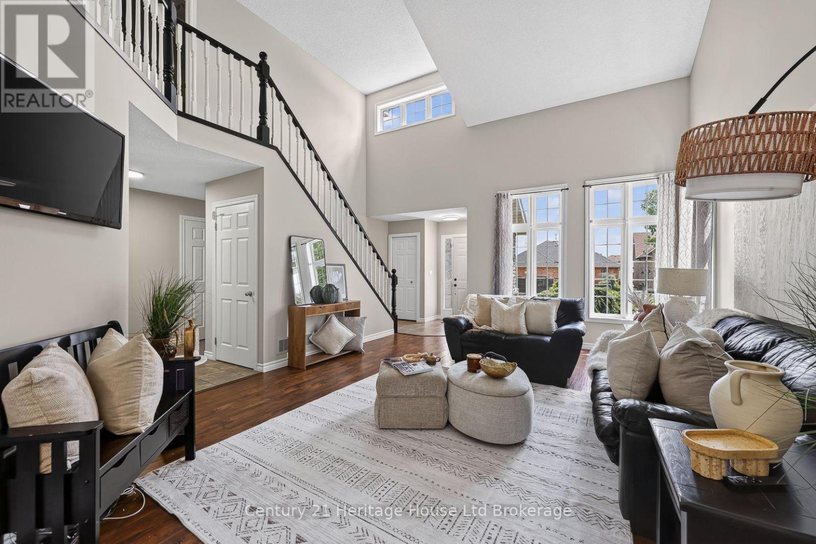 119 SOUTHVIEW COURT - Image 6