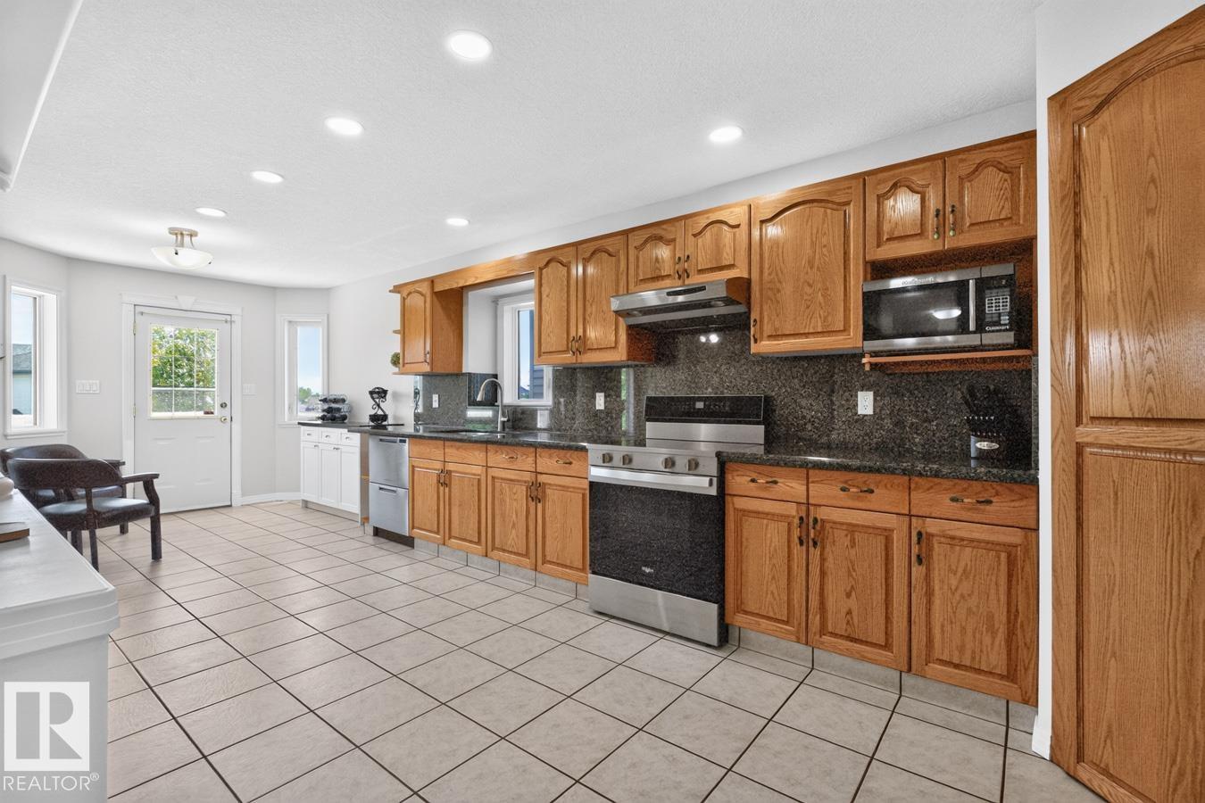 619 LAYTON CT NW - 10