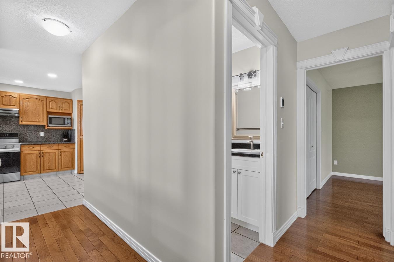 619 LAYTON CT NW - 27