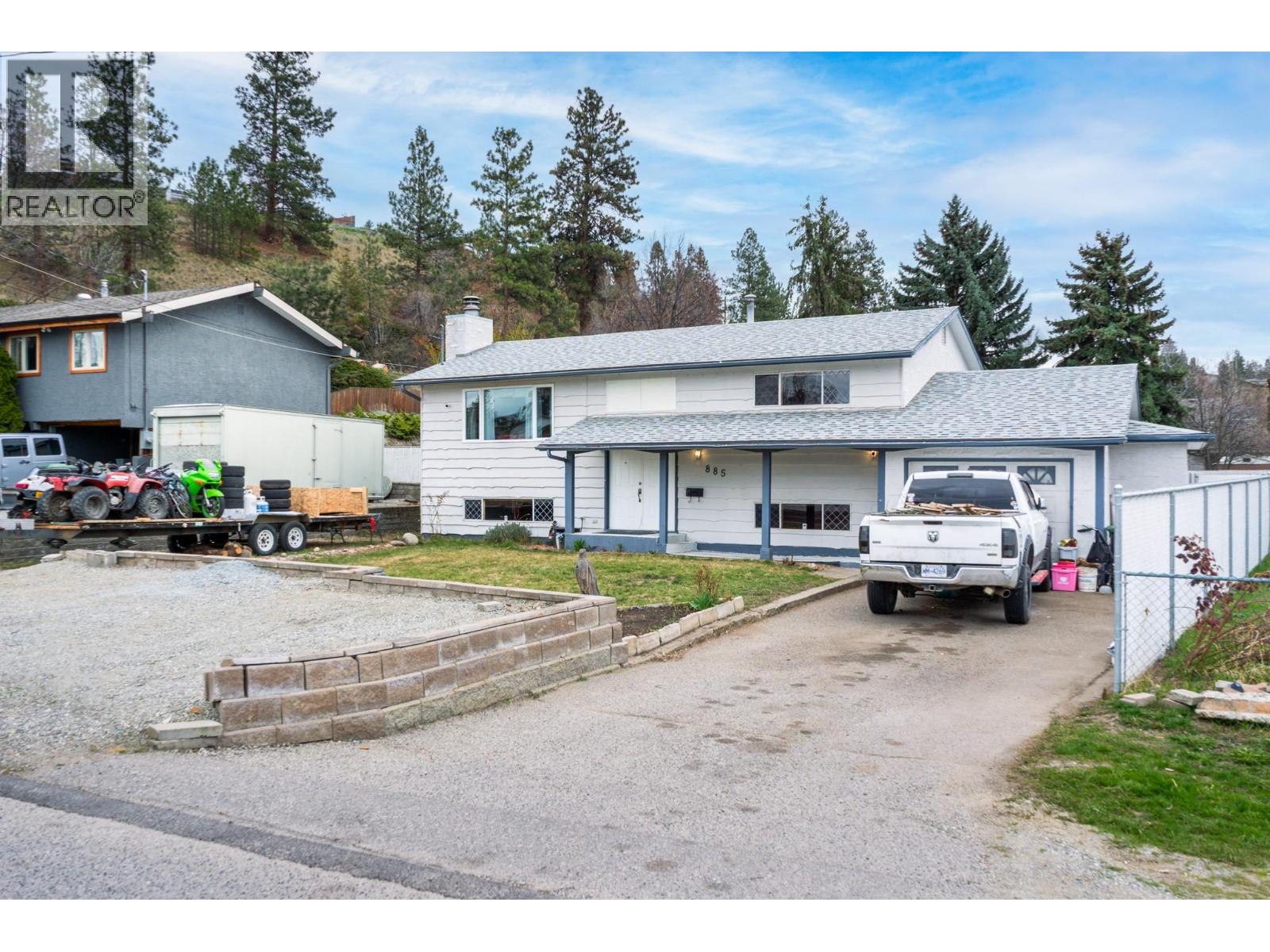 885 Camelia Road - 1