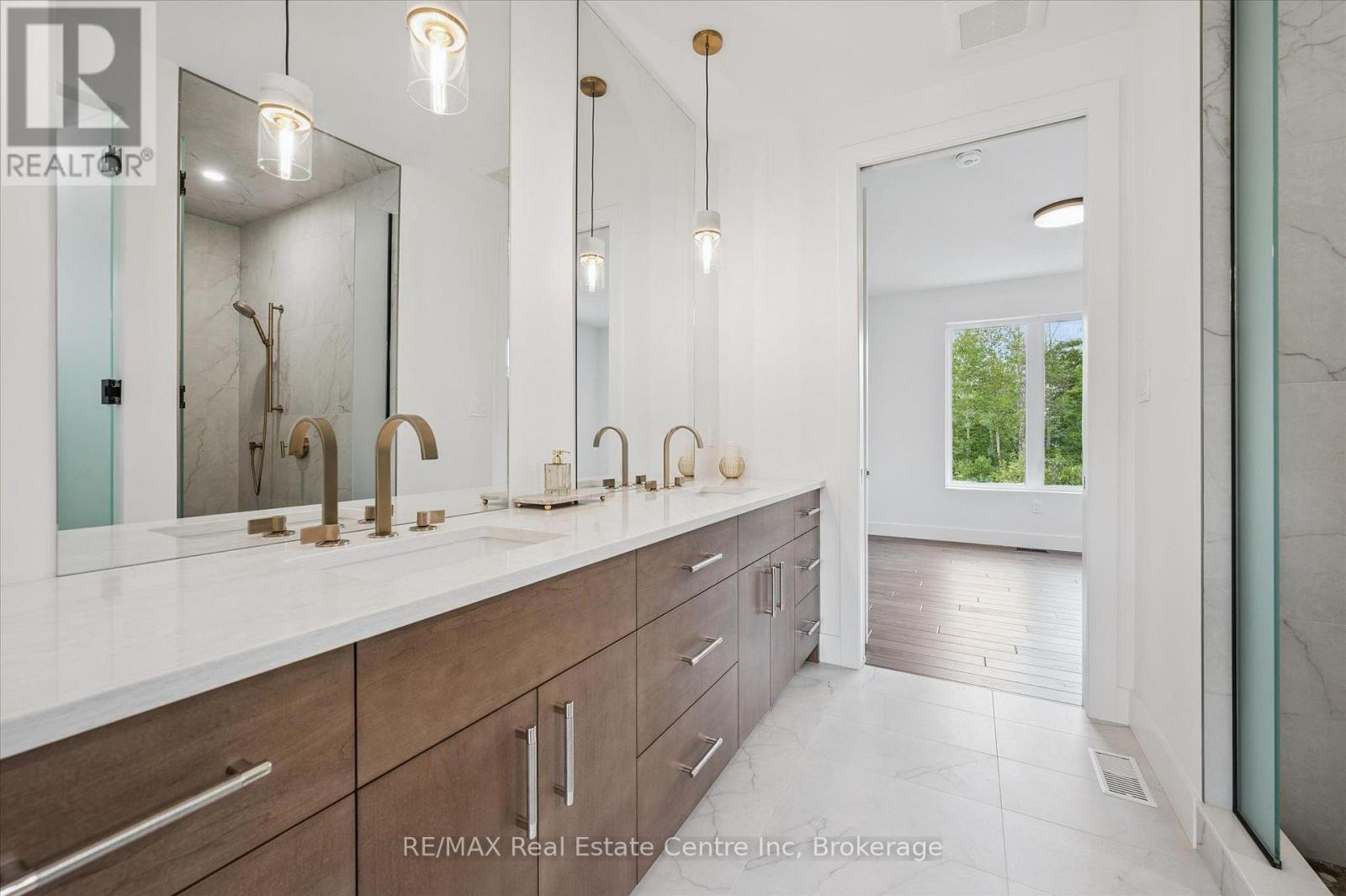 11 CHERRYWOOD LANE - 30