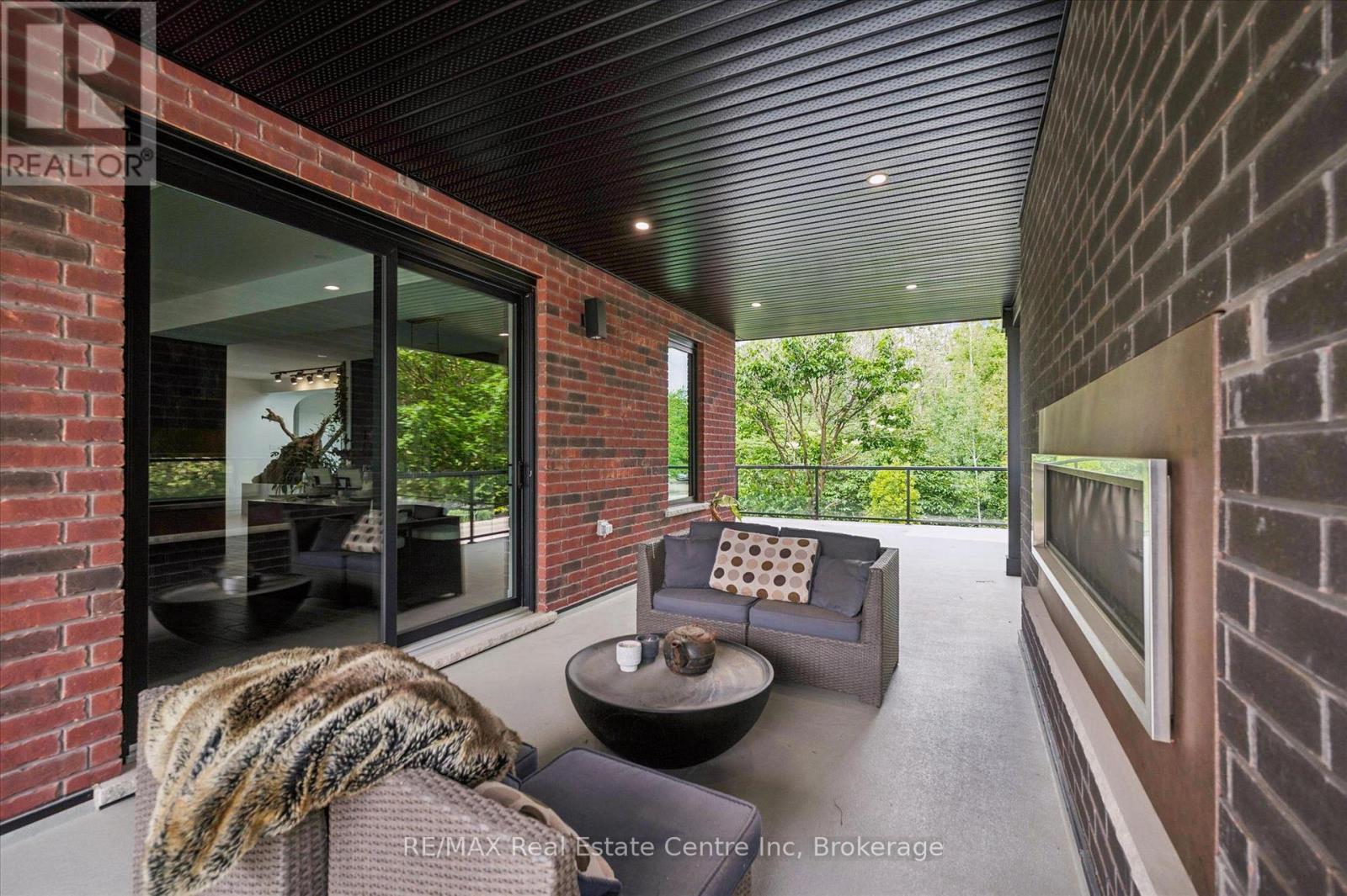 11 CHERRYWOOD LANE - 39
