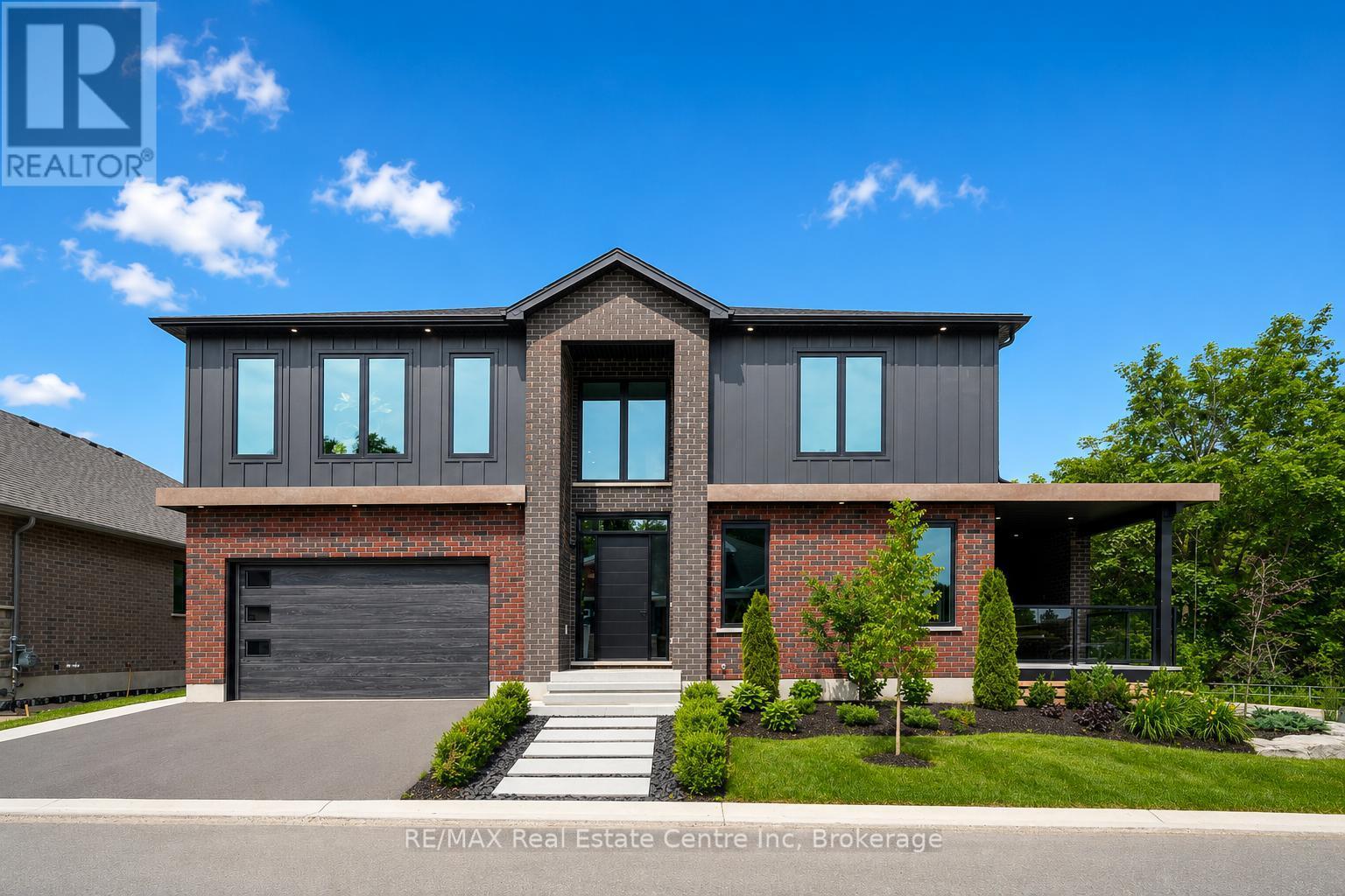 11 CHERRYWOOD LANE - 45