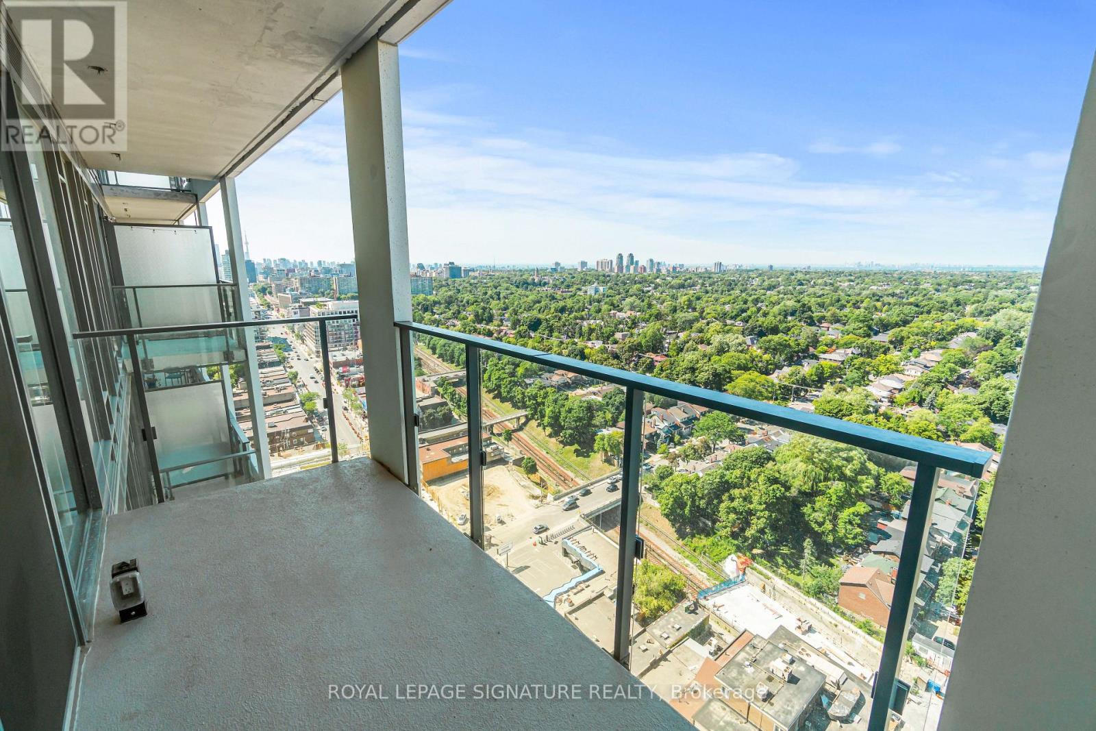 #2811 5 SOUDAN AVENUE - Image 17