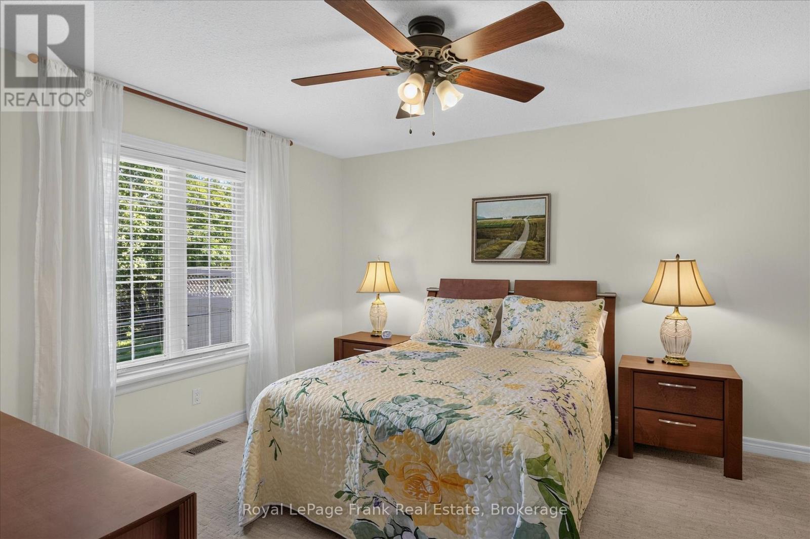 #402 1742 RAVENWOOD DRIVE - 14