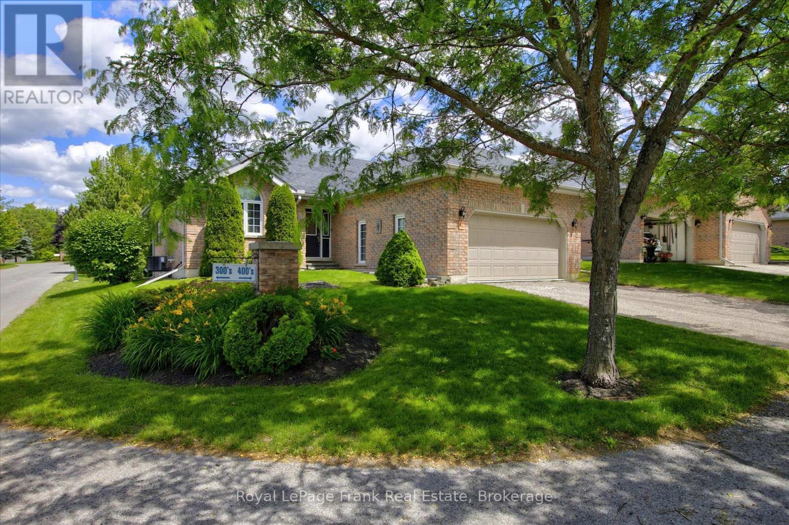 #402 1742 RAVENWOOD DRIVE - 3