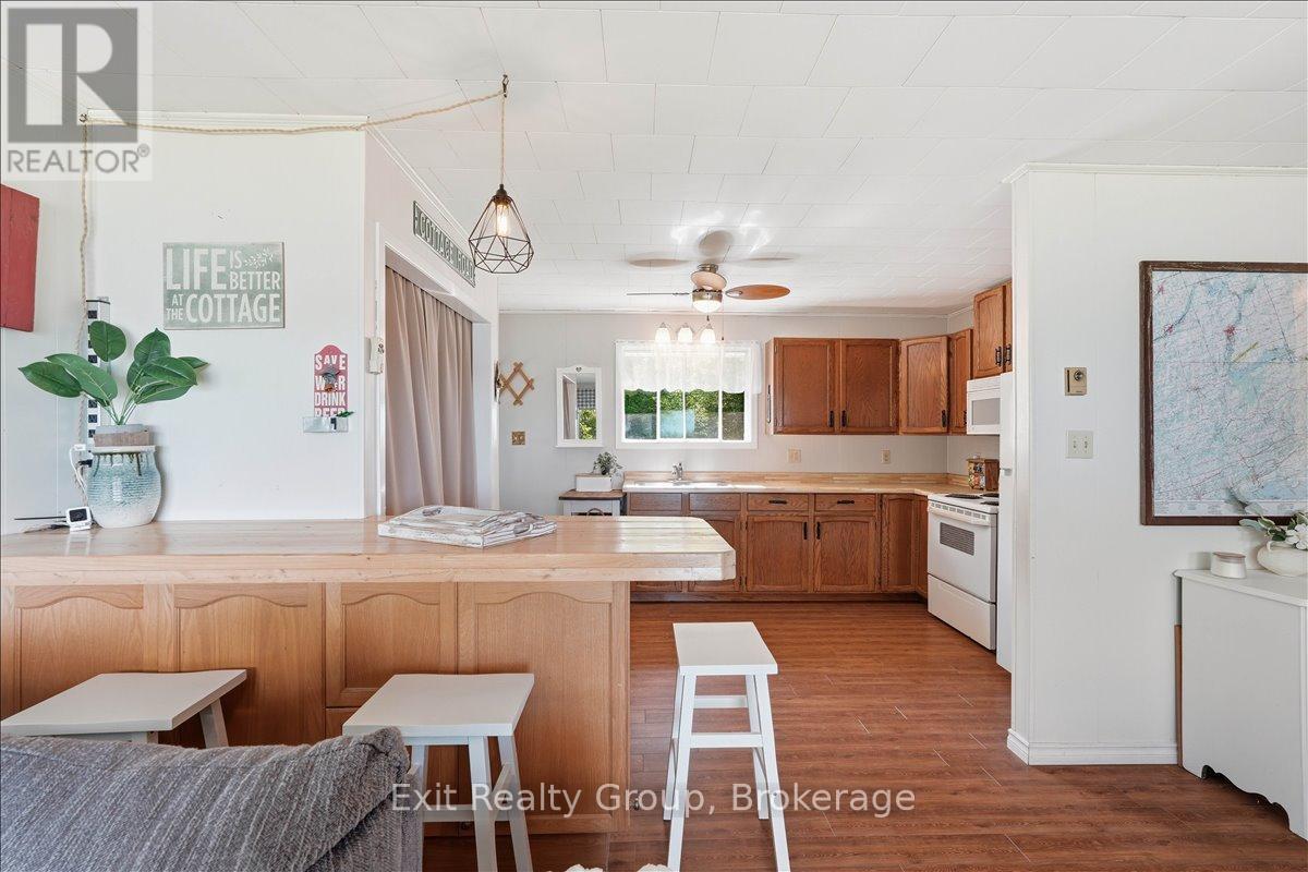 14 CEDAR LANE - 11