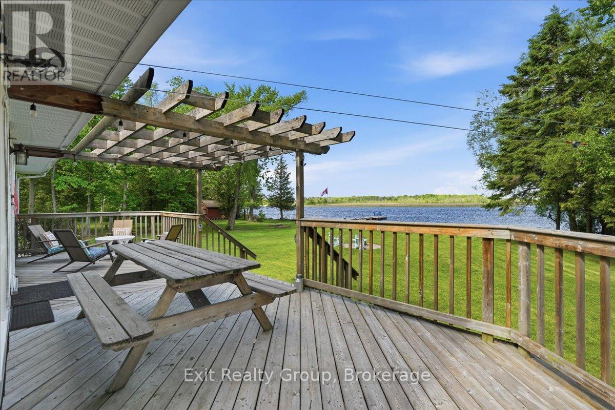 14 CEDAR LANE - 25