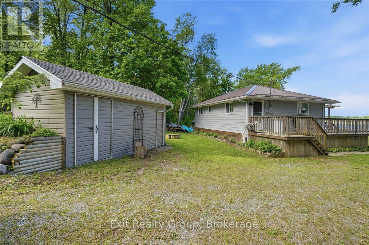 14 CEDAR LANE - 30