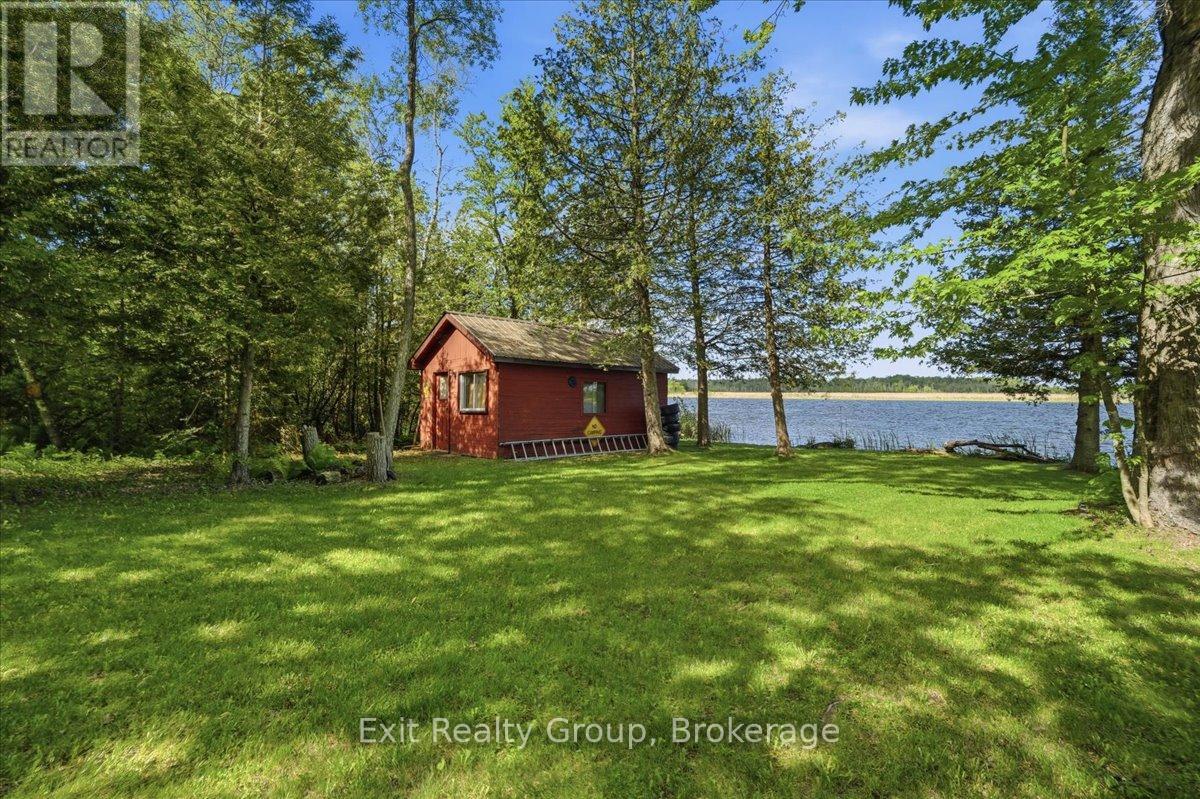 14 CEDAR LANE - 32