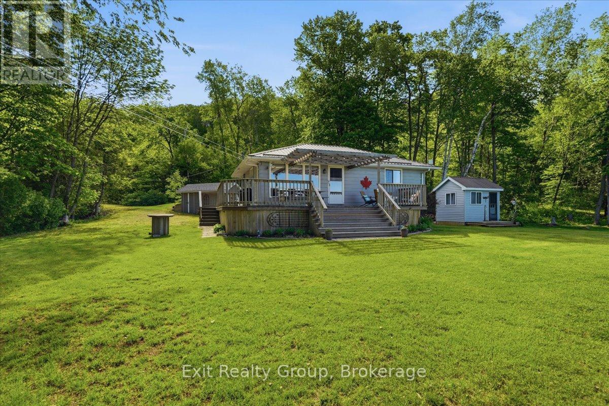 14 CEDAR LANE - 45