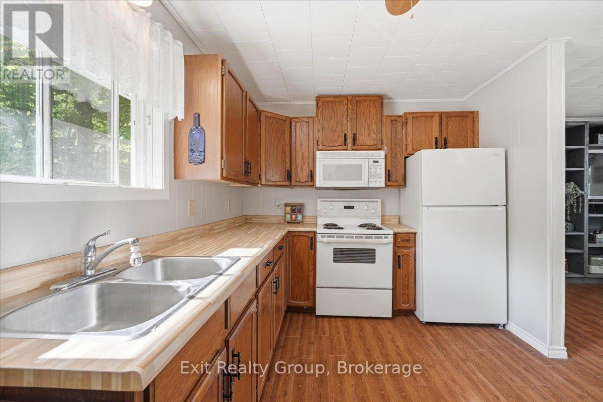 14 CEDAR LANE - 9