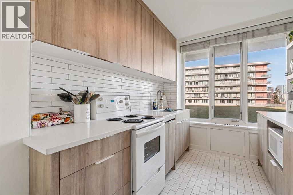 #204 3316 Rideau Place SW - 10