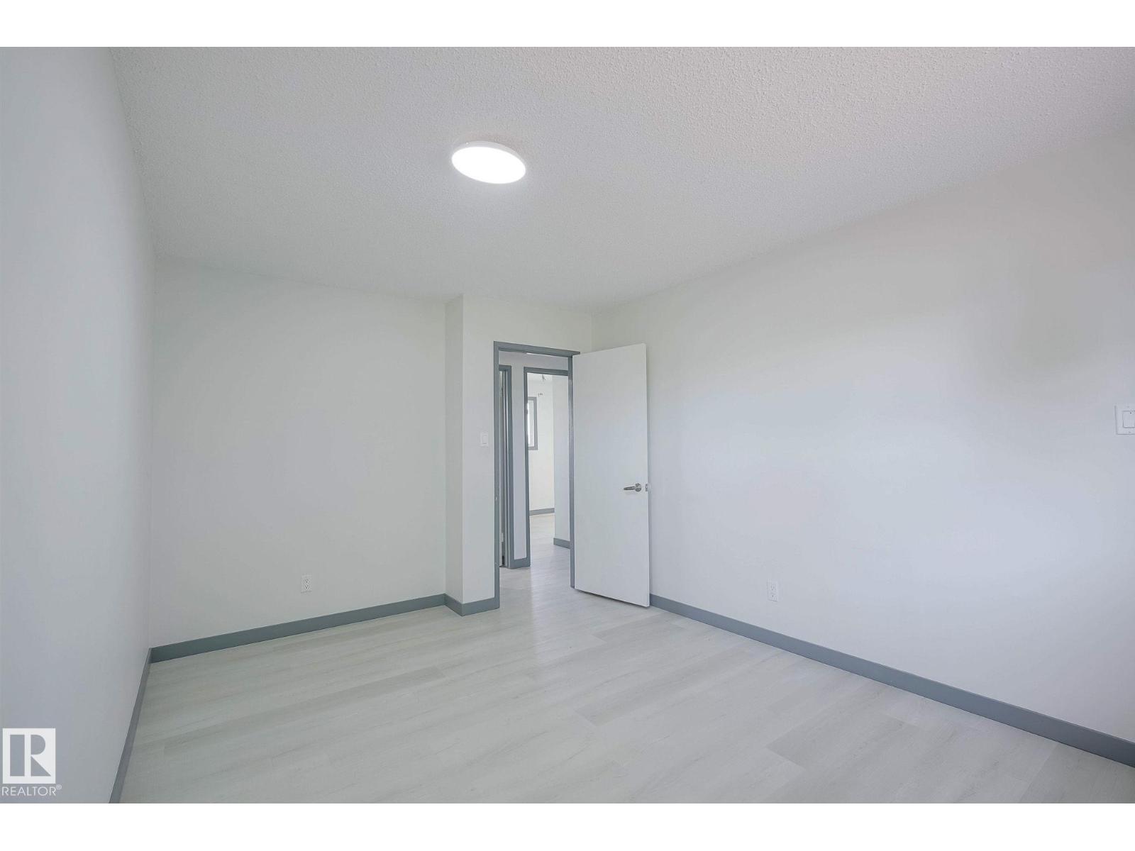 894 MILLBOURNE RD E NW - 27