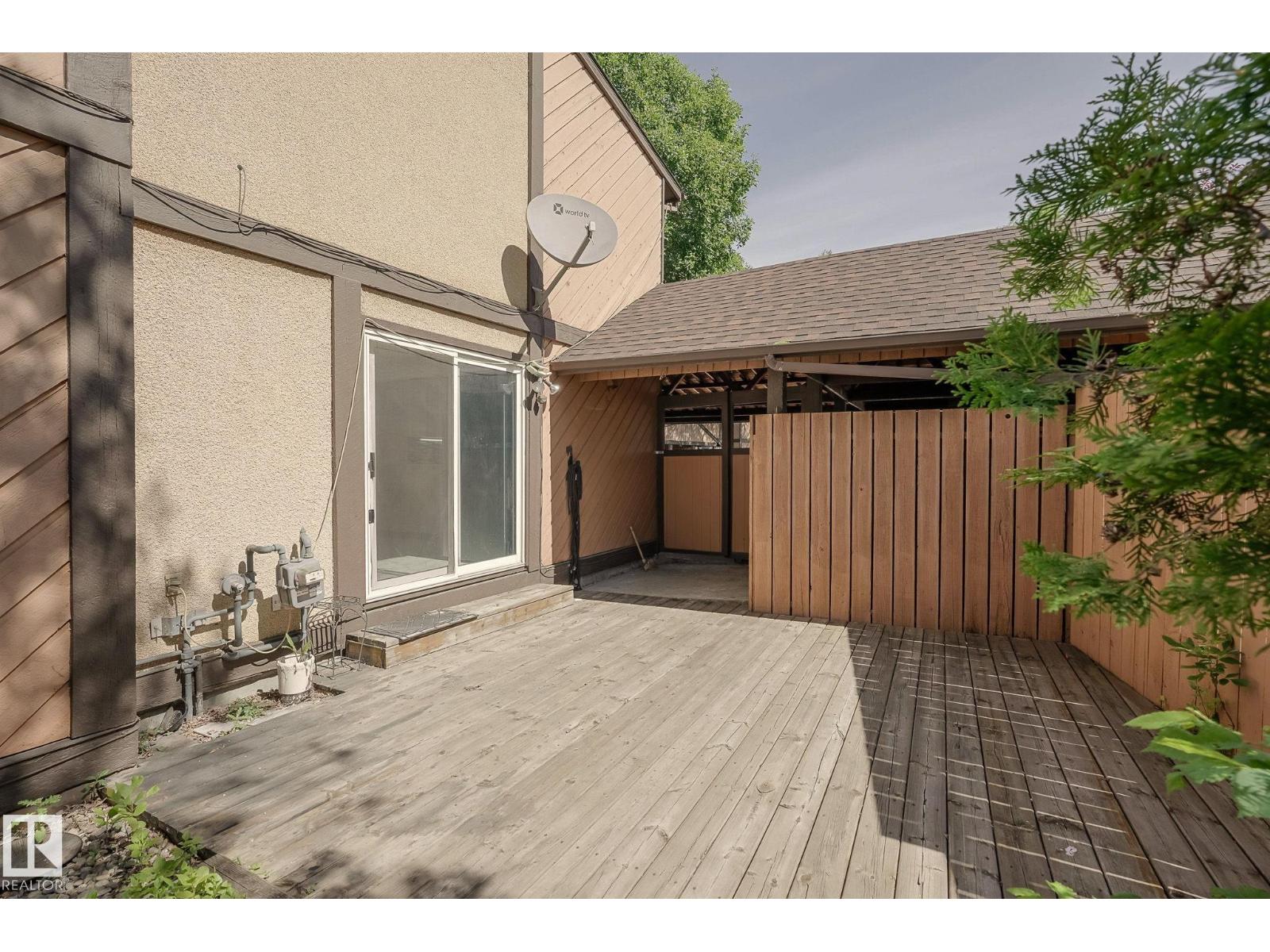 894 MILLBOURNE RD E NW - 38