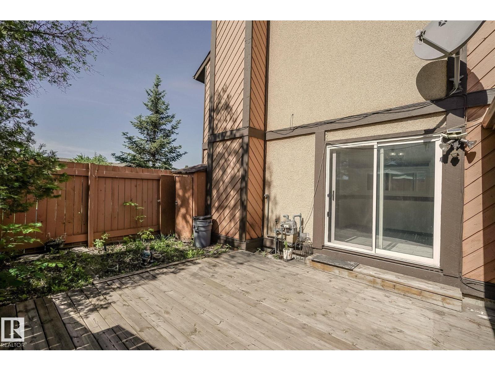 894 MILLBOURNE RD E NW - 39