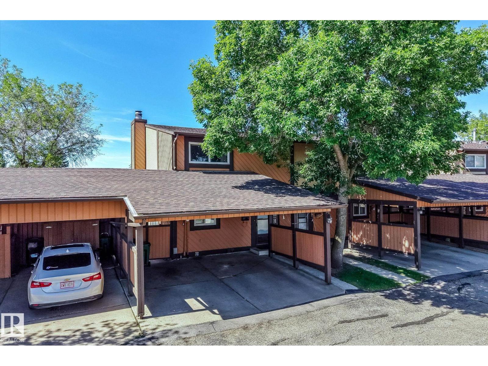 894 MILLBOURNE RD E NW - 40