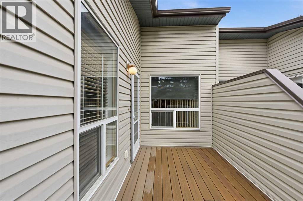 25 Tararidge Circle NE - 31