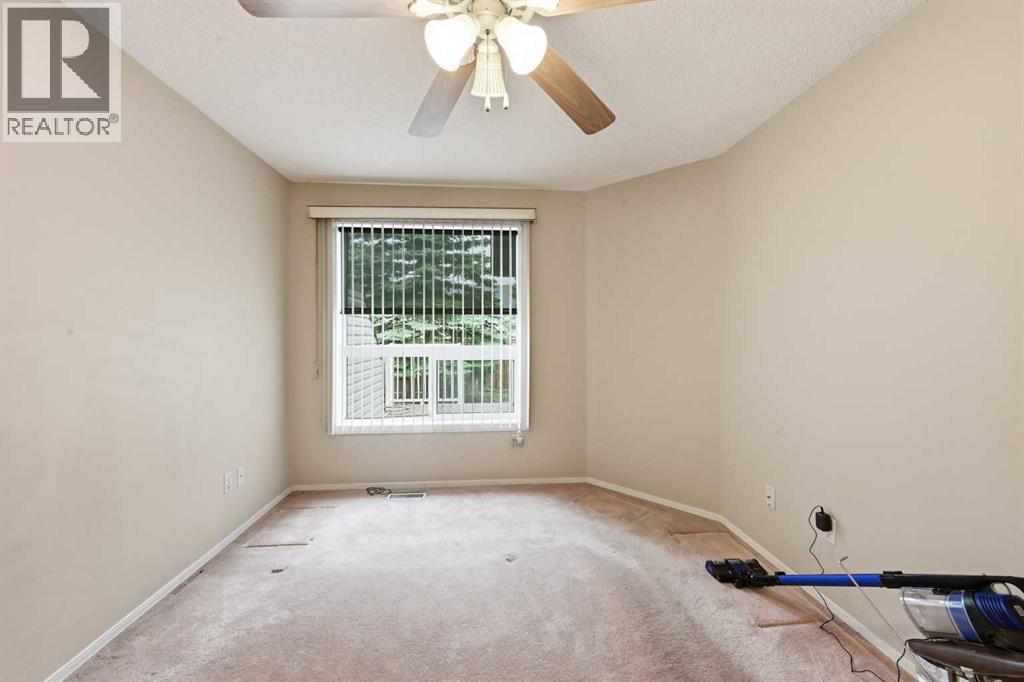 25 Tararidge Circle NE - 14