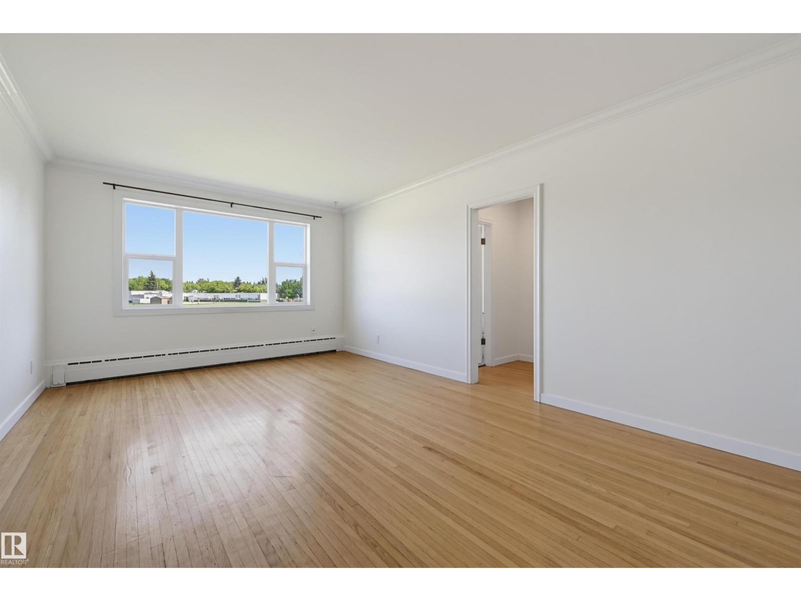 #7 7307 118 ST NW - 2