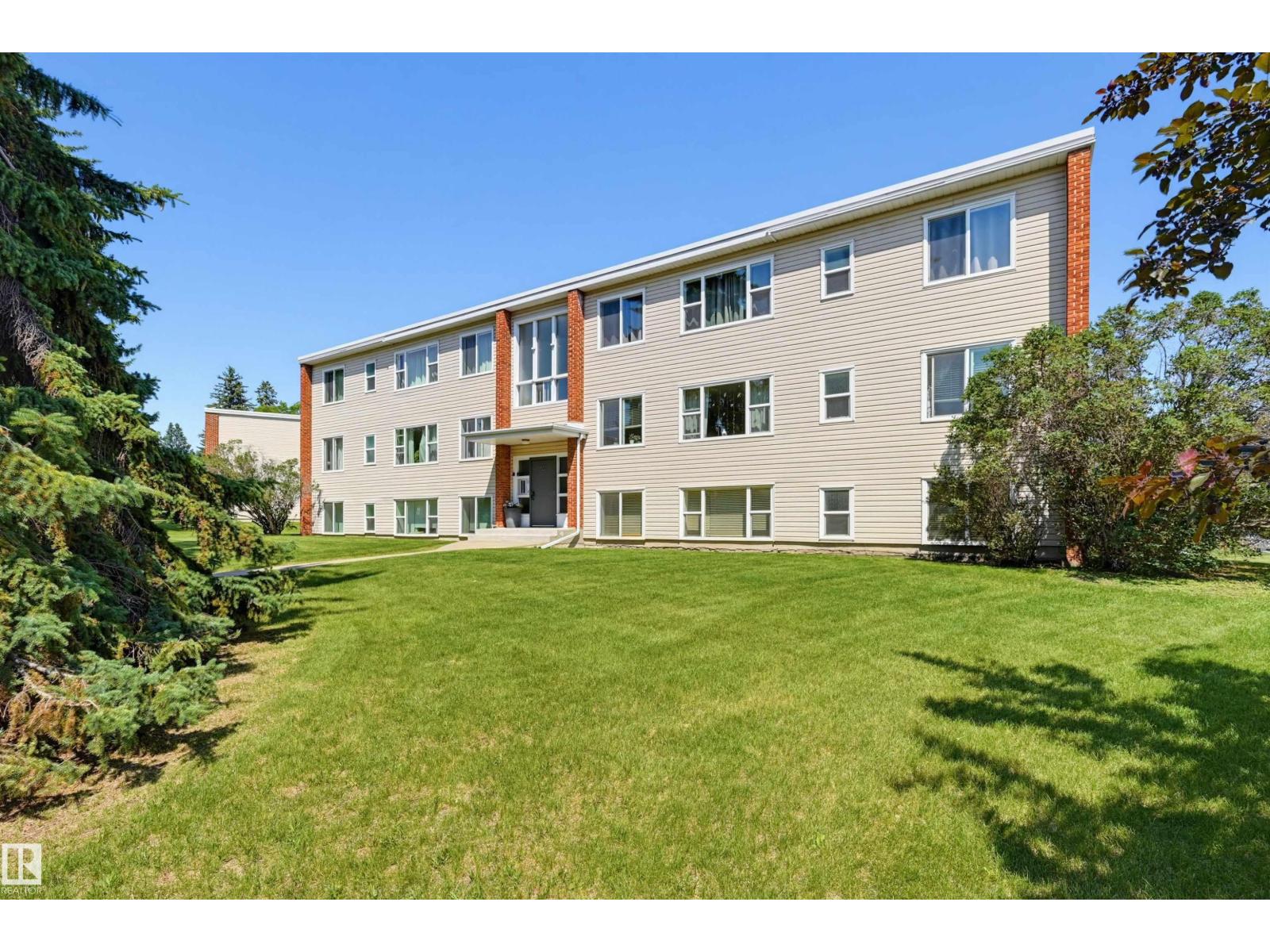 #7 7307 118 ST NW - 1