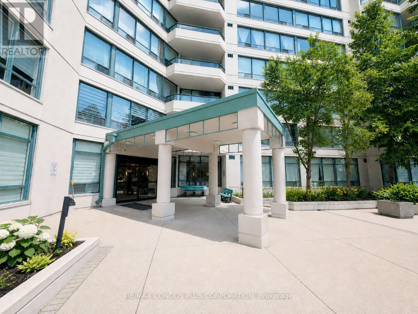 #1509 120 PROMENADE CIRCLE - 36