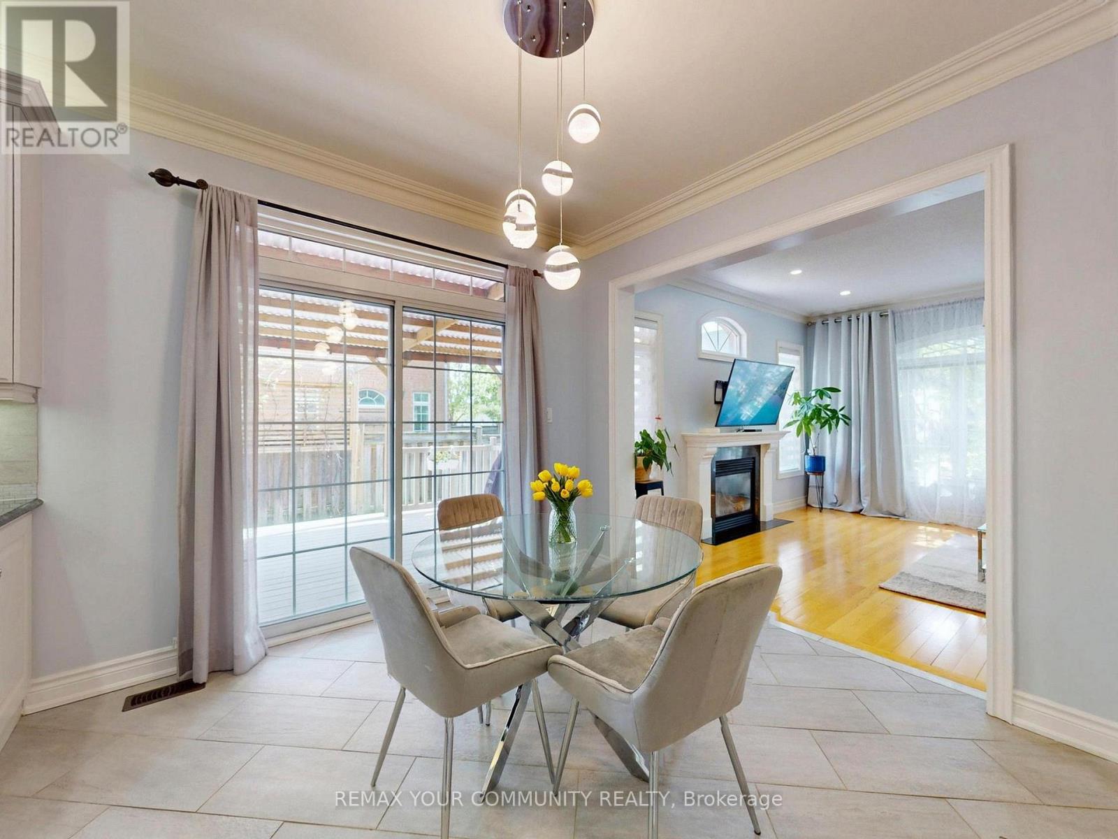 507 AUTUMN HILL BOULEVARD - 12