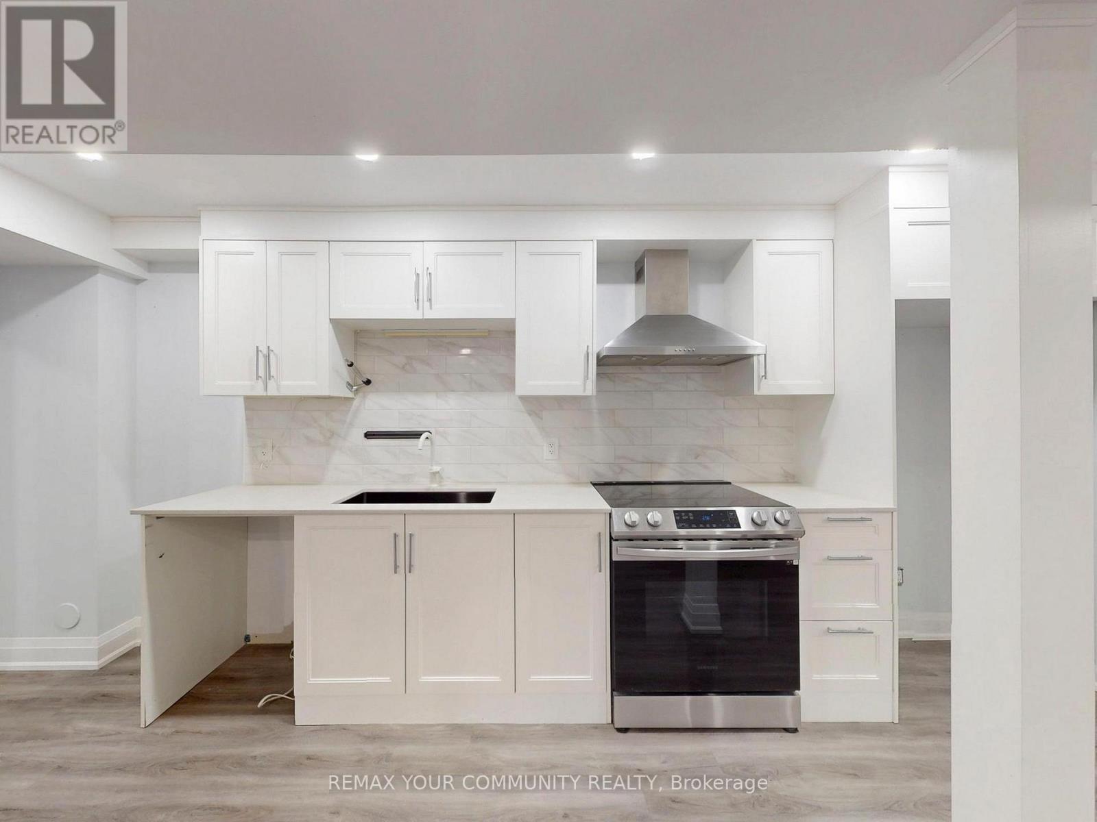 507 AUTUMN HILL BOULEVARD - 32