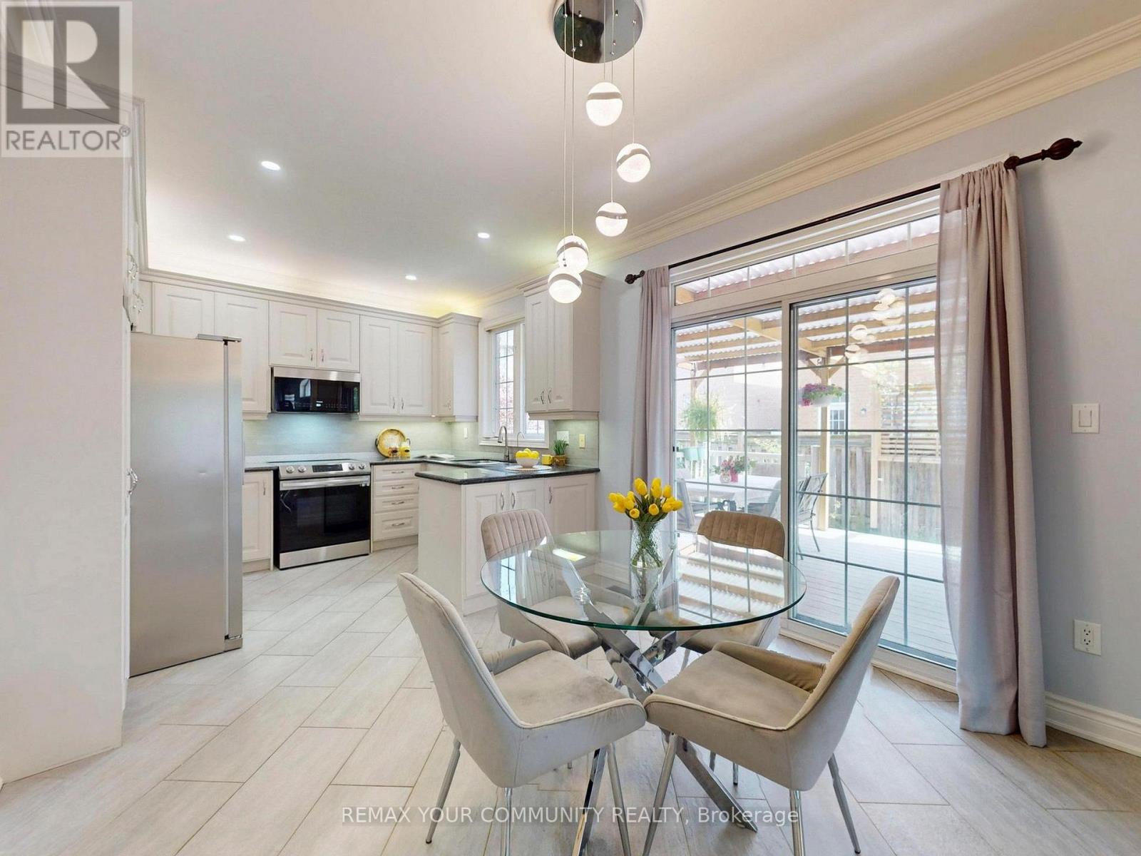 507 AUTUMN HILL BOULEVARD - 9