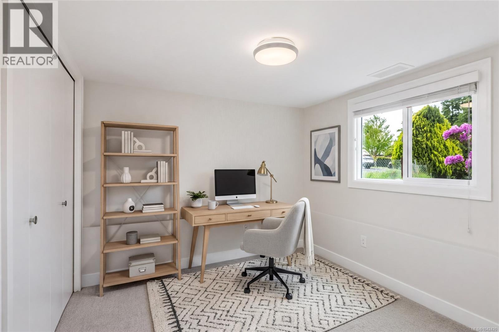 2052 Carrick St - 31