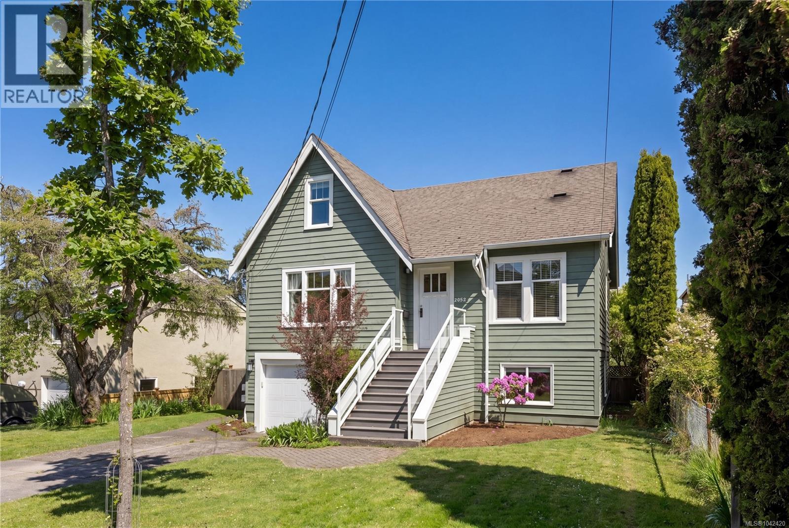 2052 Carrick St - 2
