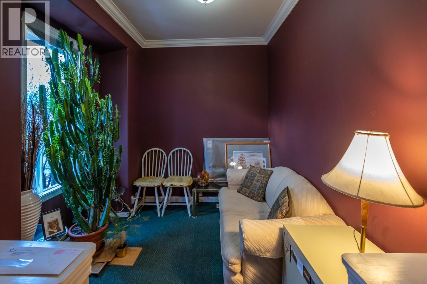 626 MARTIN Street, Penticton — photo 3