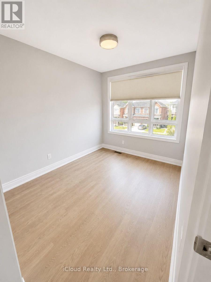 98 BEARBERRY ROAD - 12