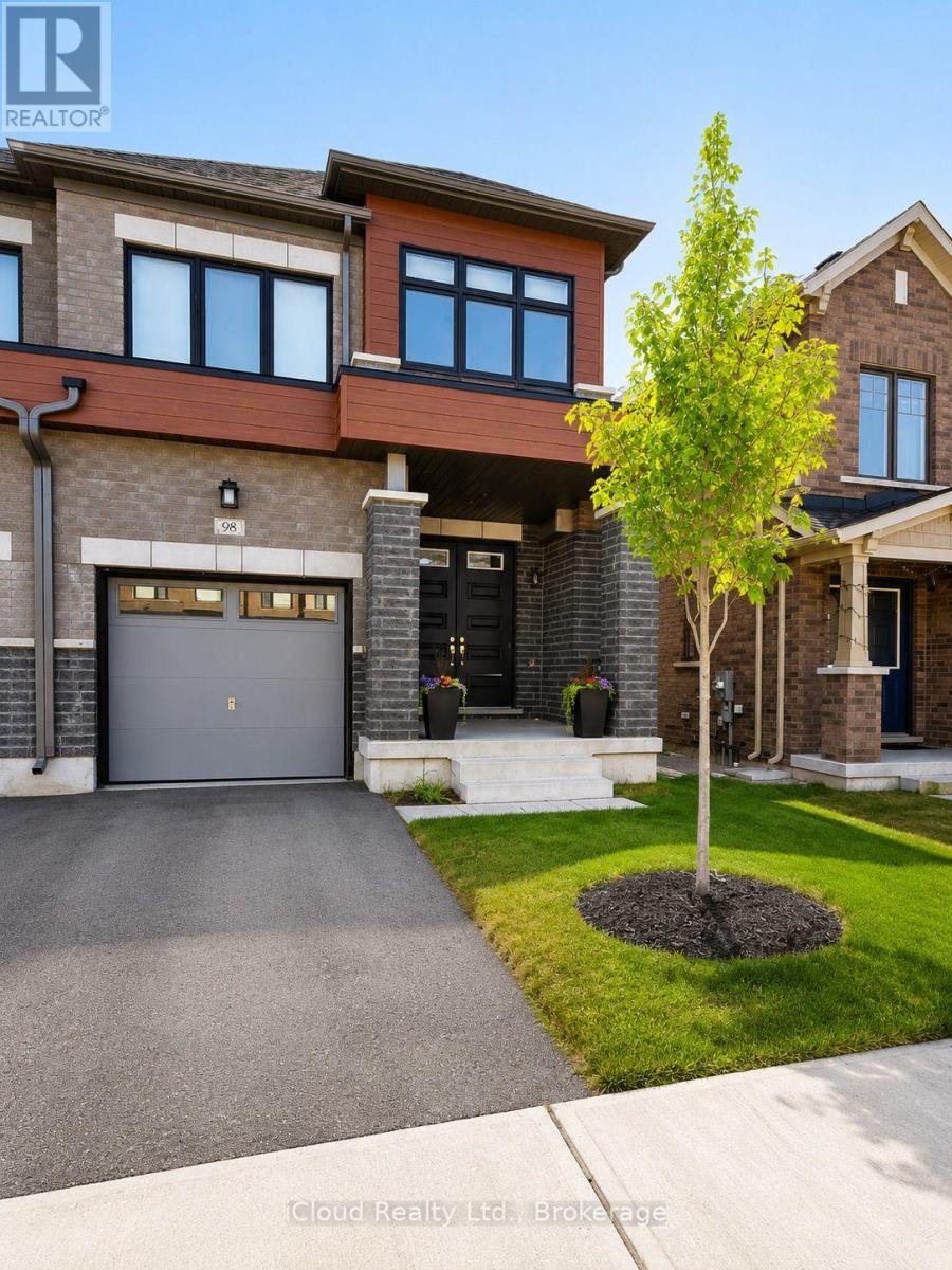 98 BEARBERRY ROAD - 3