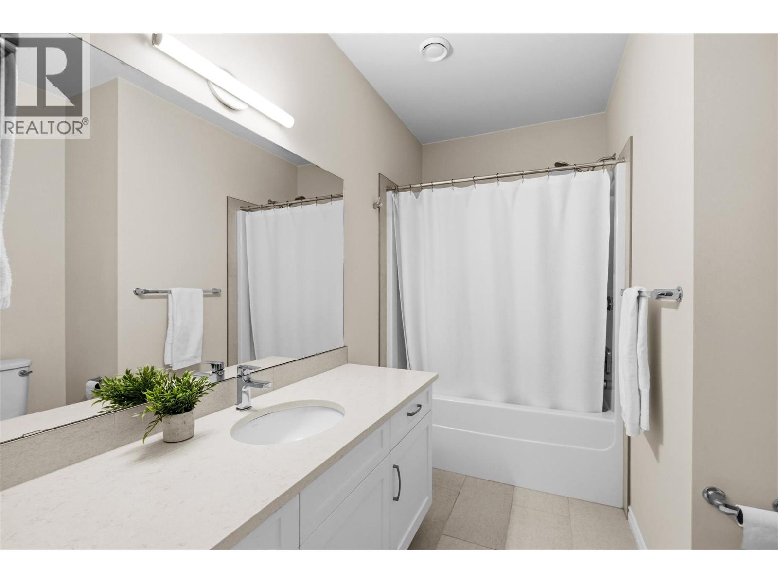 3346 Skaha Lake Road Unit# 1206, Penticton