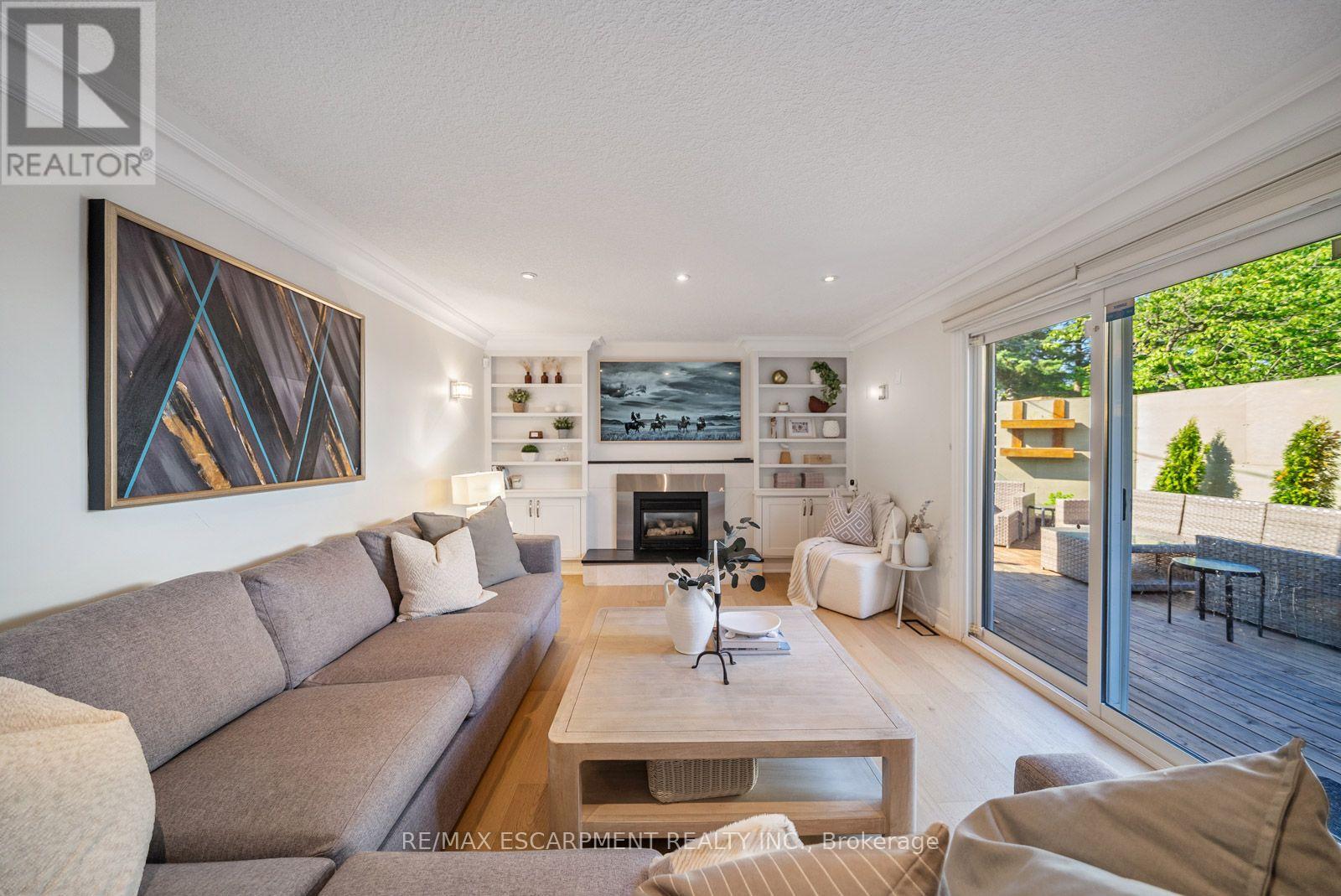 134 FAIRWOOD PLACE W - 19