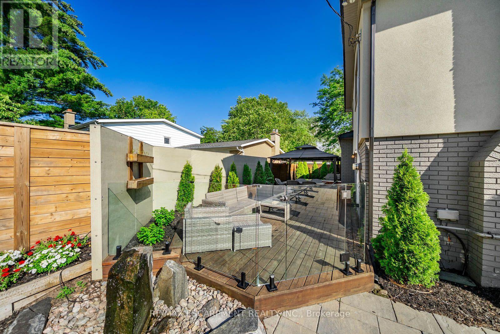134 FAIRWOOD PLACE W - 38