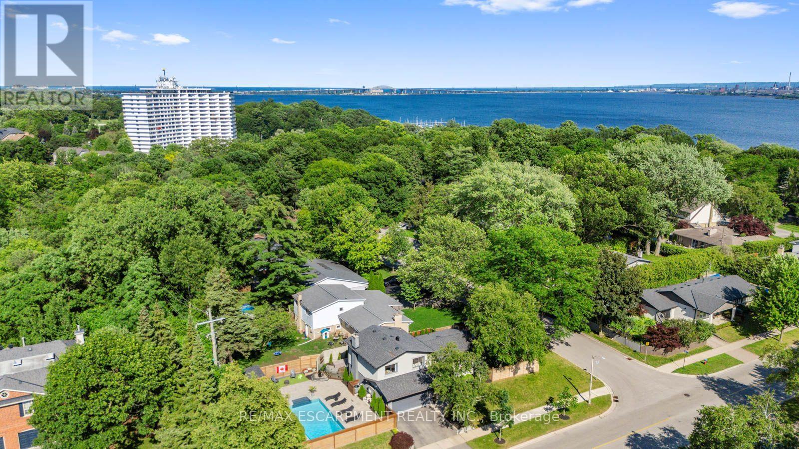 134 FAIRWOOD PLACE W - 49