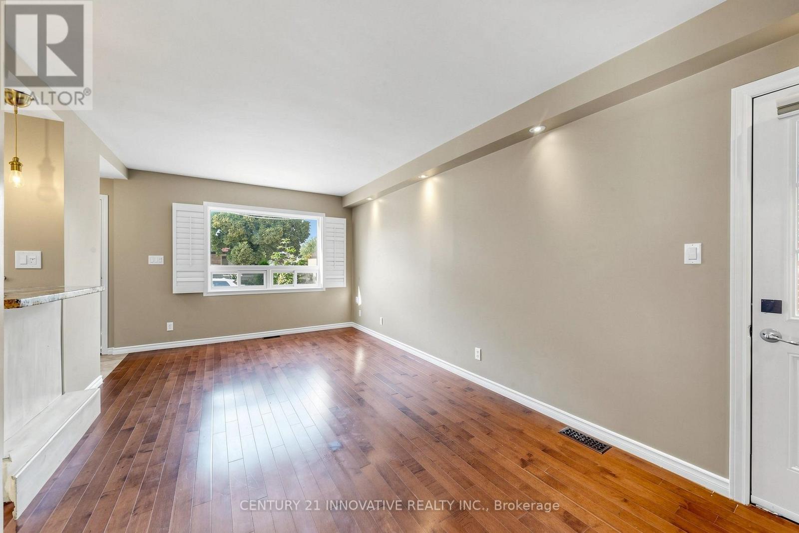 59 MANITOBA STREET - 8