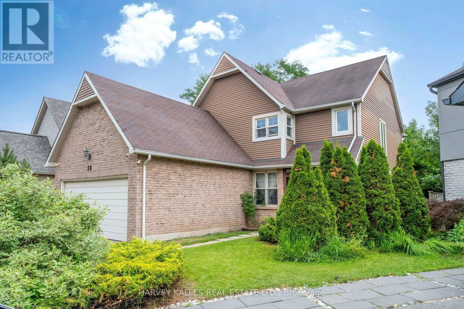 39 NEWINGTON CRESCENT - 1