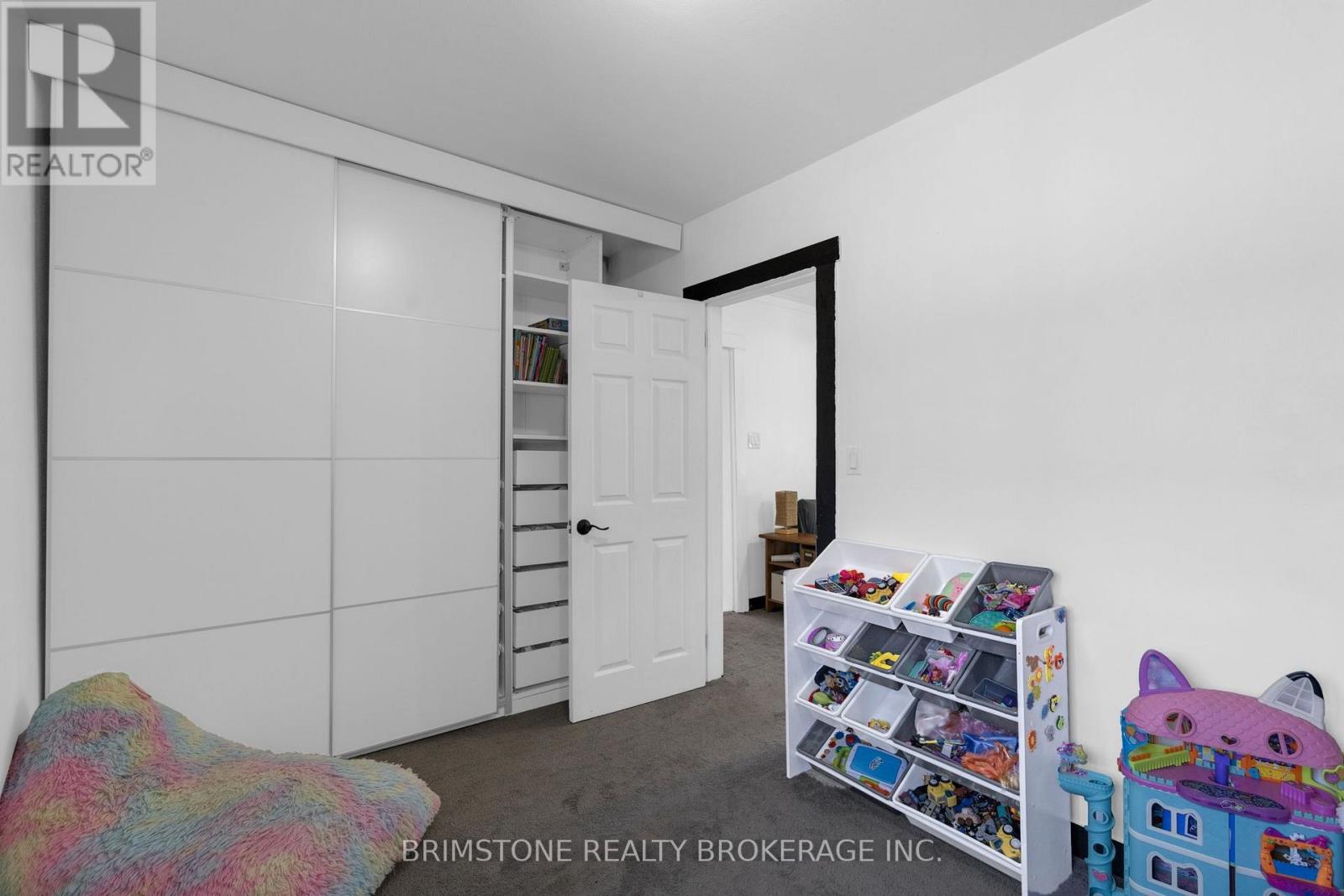 329 HIGH STREET - 17