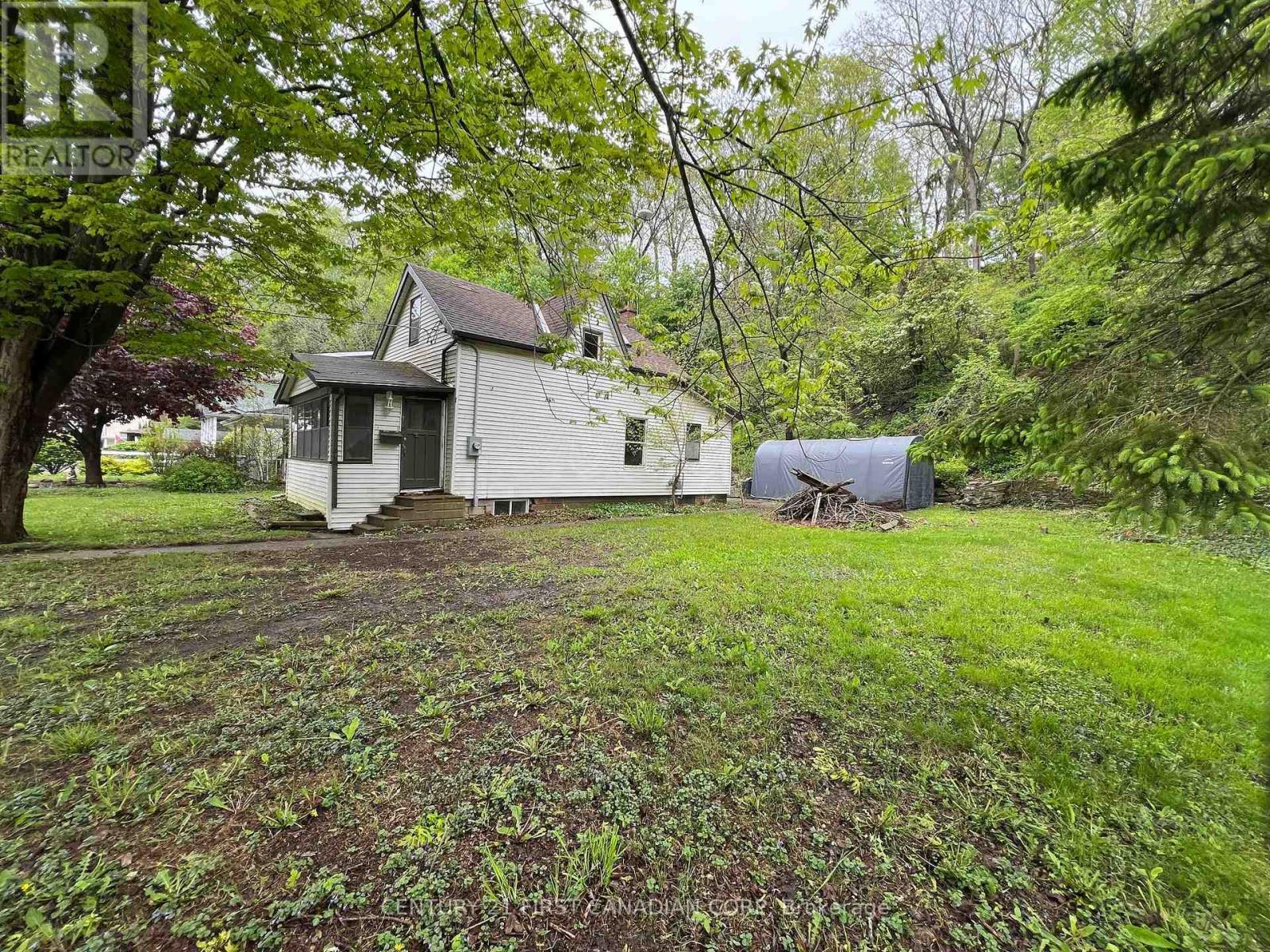 205 ORCHARD STREET - 1