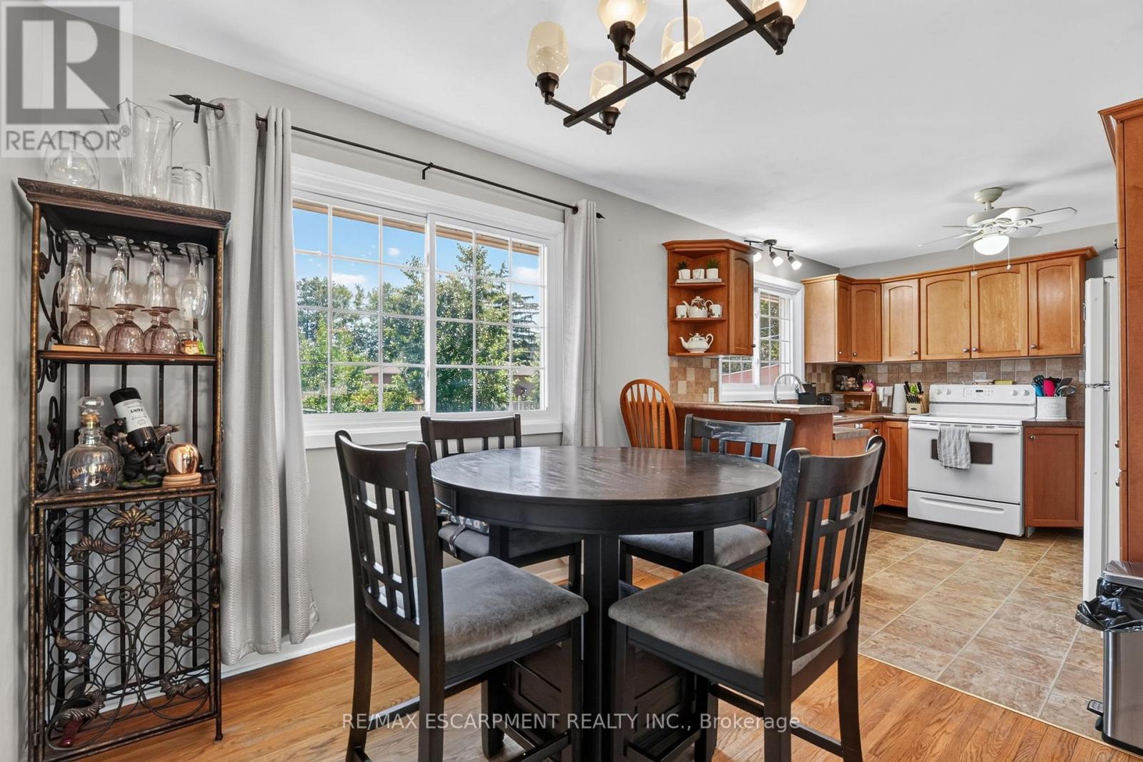 126 VICTORIA AVENUE - 10