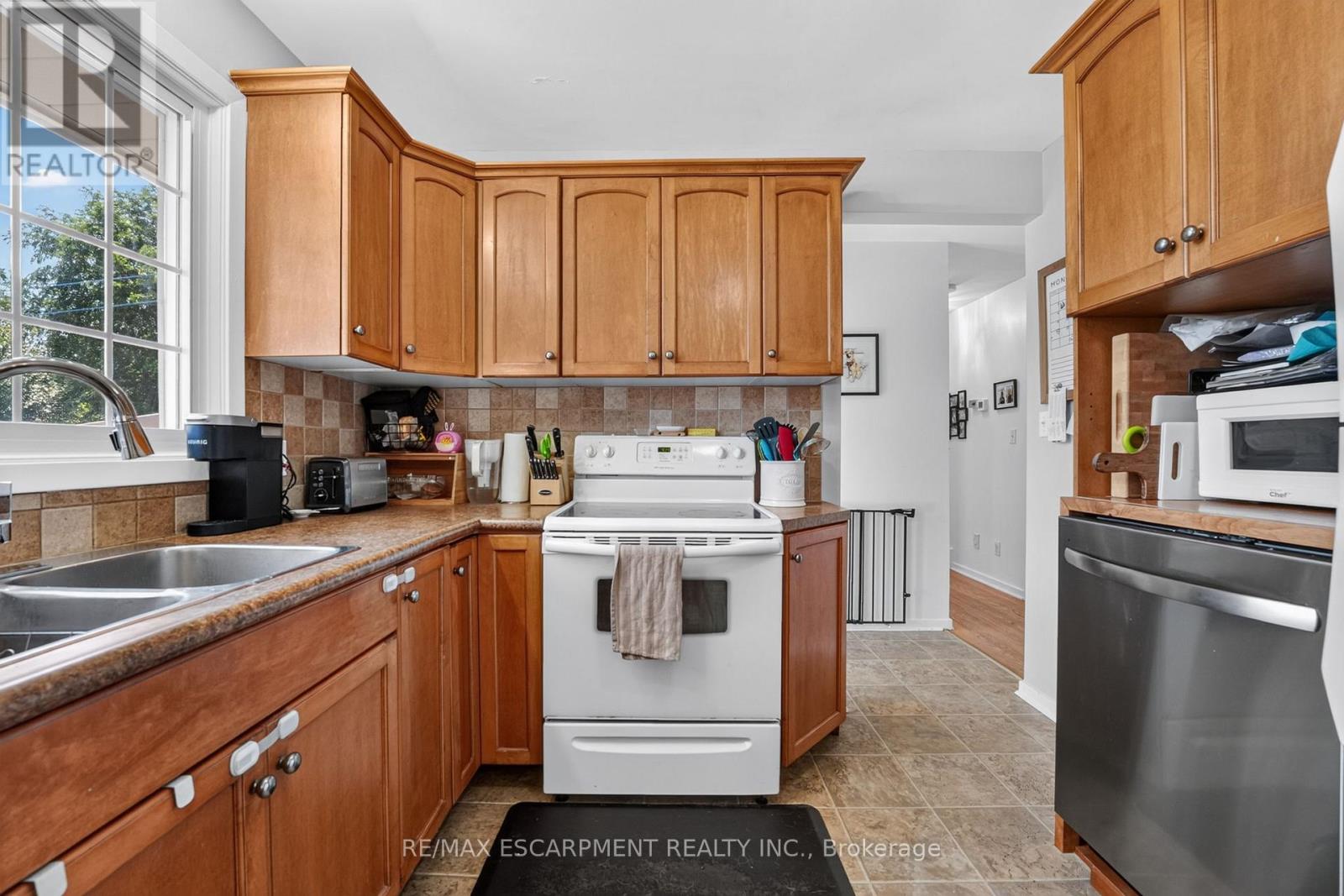 126 VICTORIA AVENUE - 15