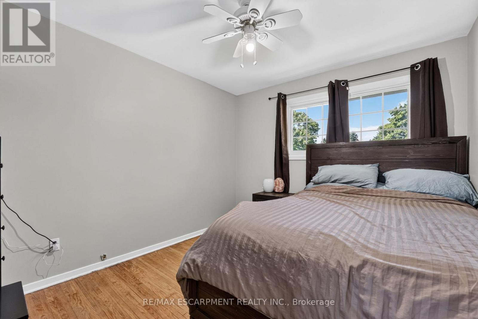 126 VICTORIA AVENUE - 19
