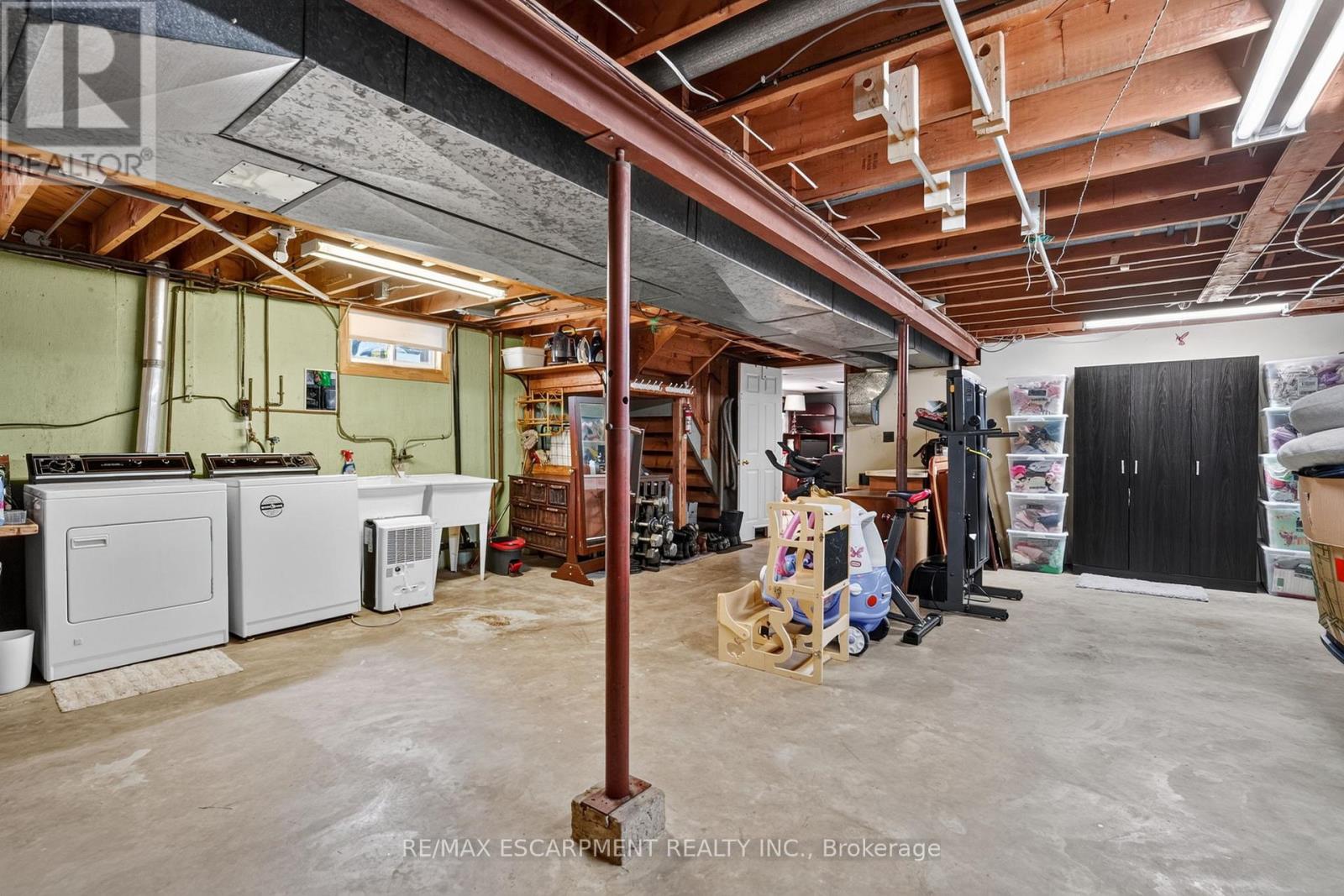 126 VICTORIA AVENUE - 34