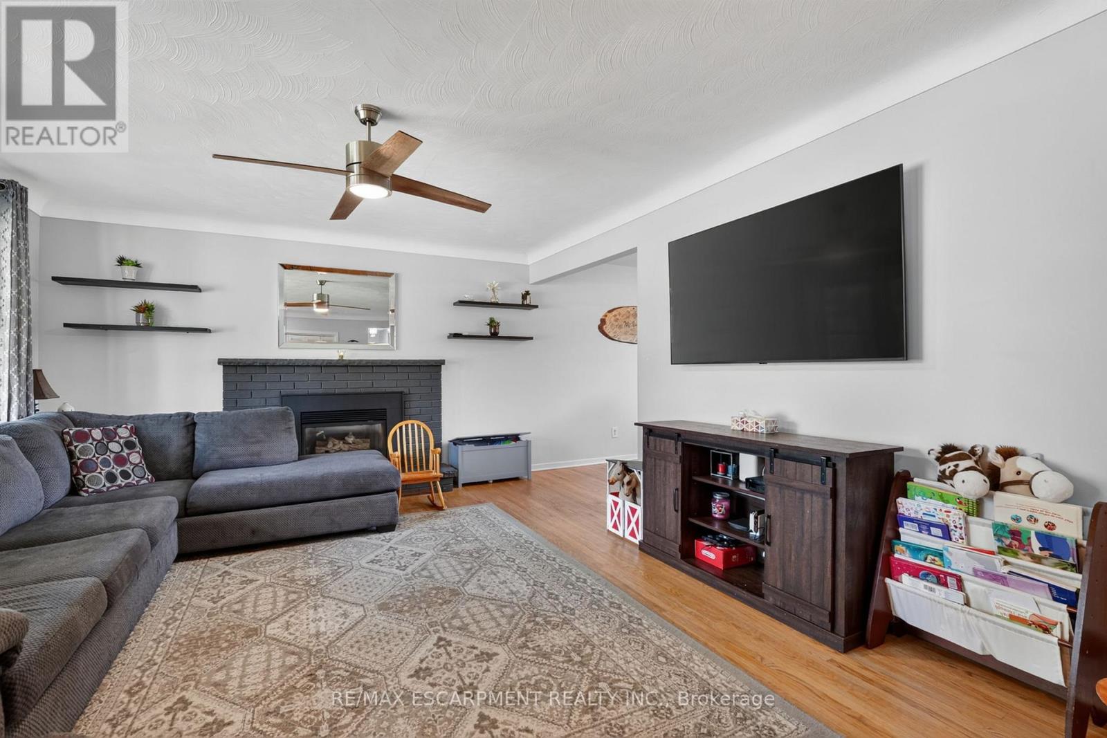 126 VICTORIA AVENUE - 36